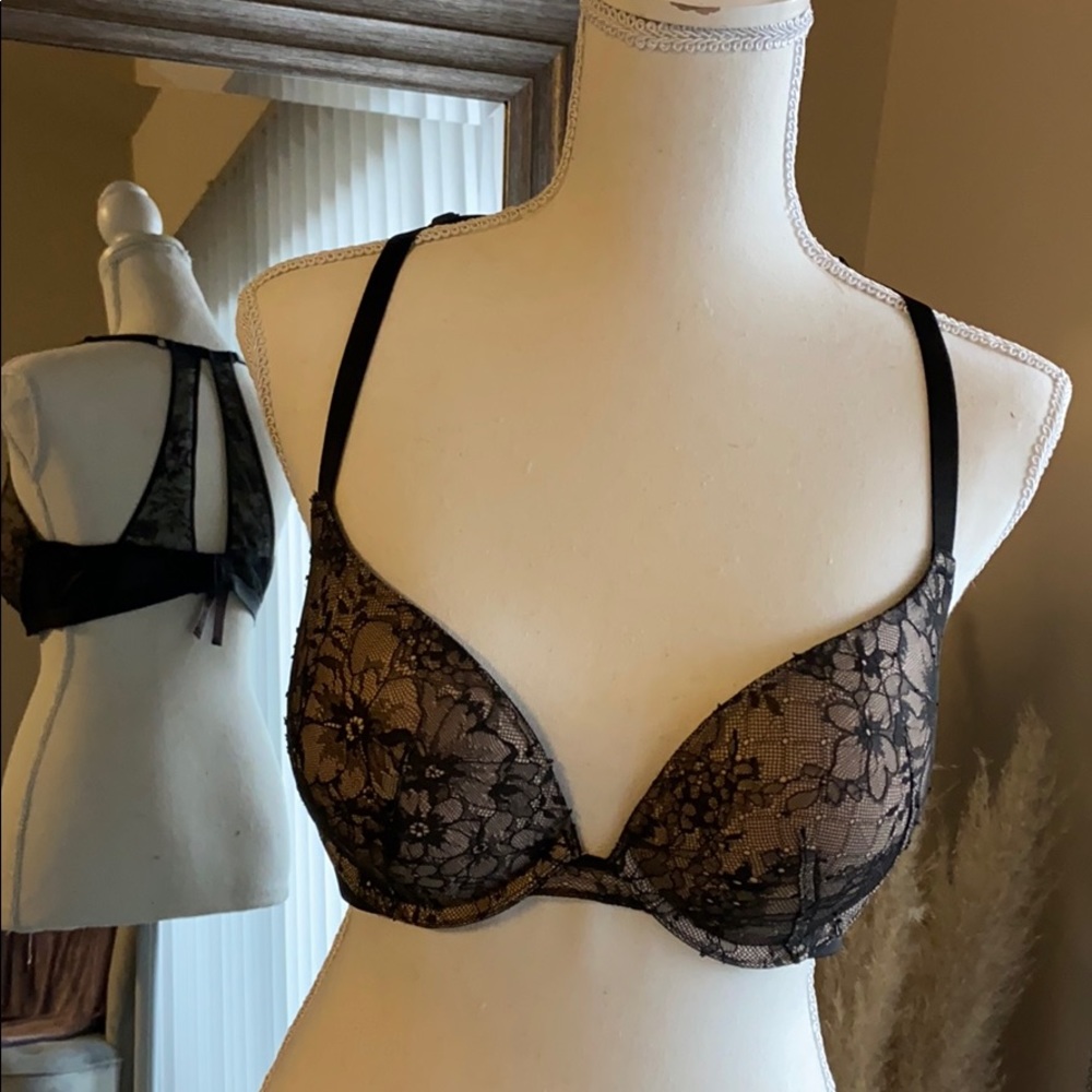 Victoria’s Secret Sexy Push-up Bra NWOT
